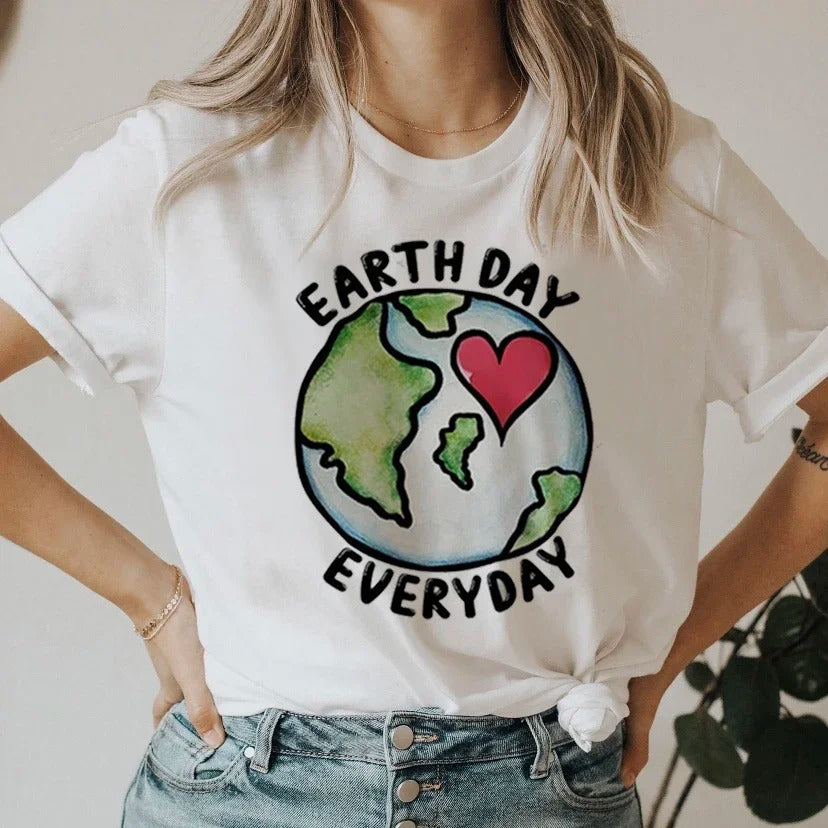 Biała Koszulka z Nadrukiem Earth Day Everyday