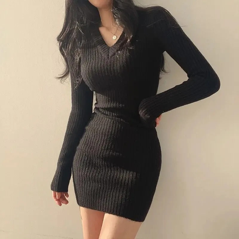 Black V-Neck Knitted Dress