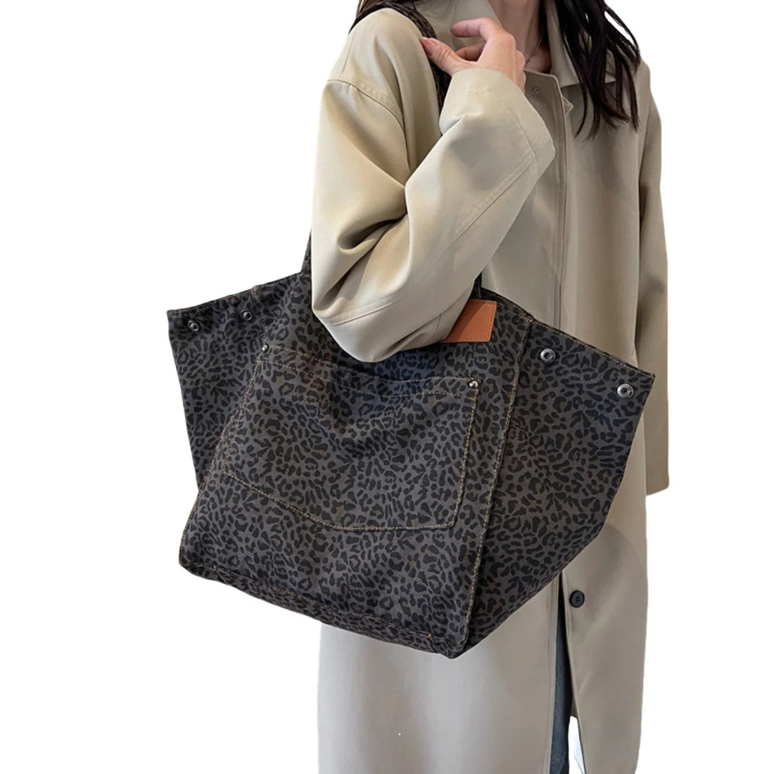 Dark Gray Trendy Retro Style Tote Bag with Spotted Pattern