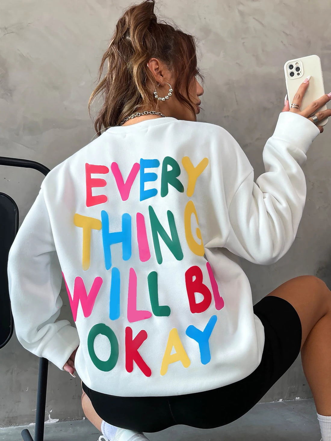 Biała Bluza Oversize Everything Will Be Okay