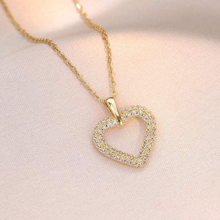 Fashion Vintage Zircon Heart Pendant Classic Gold Necklace