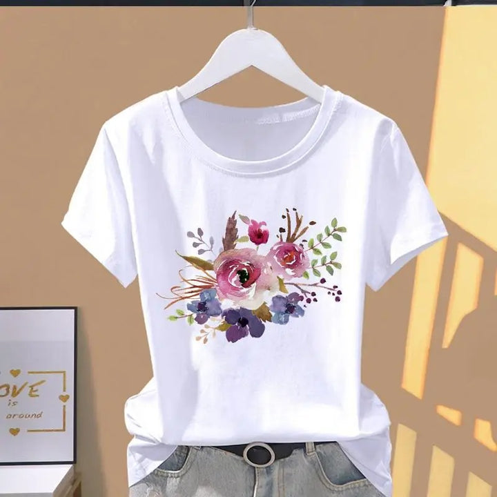 White T-shirt with a floral print