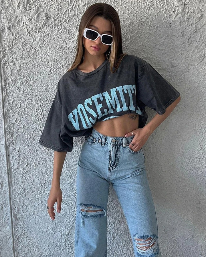 Black Cropped T-shirt "YOSEMITE" Vintage Oversize