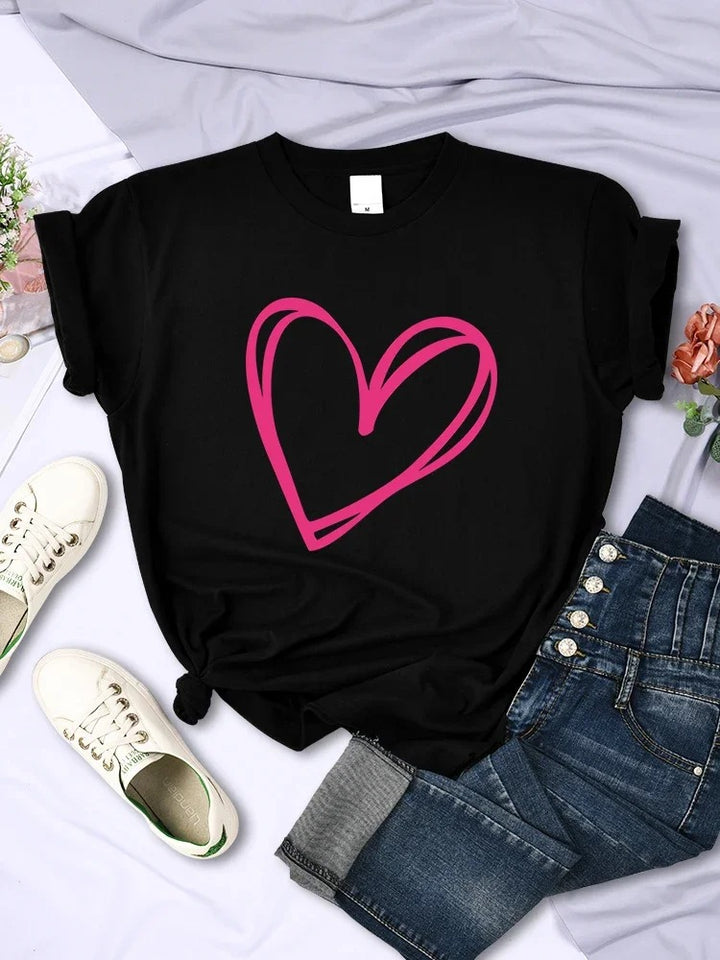 Black Plus Size Pink Heart T-shirt