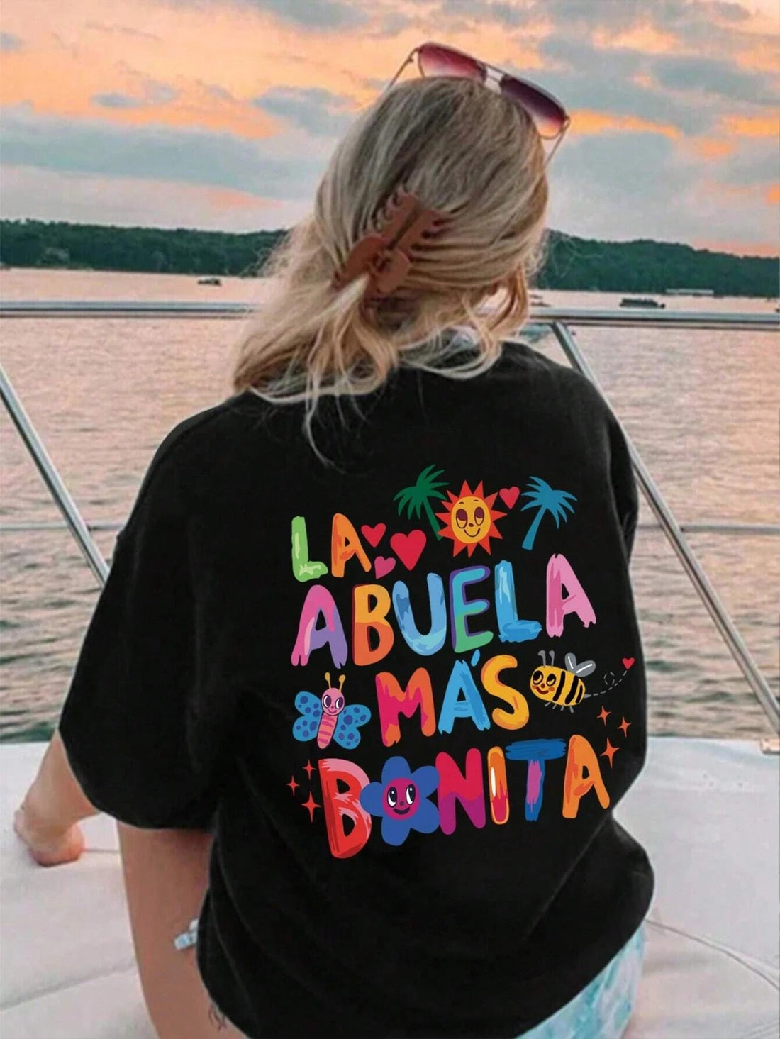 La Abuela Más Bonita Printed T-shirt in Black