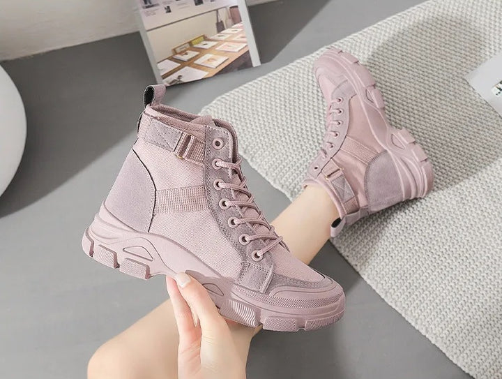 Lace-up platform ankle boots – pink