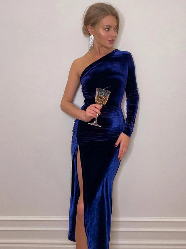 Blue velvet evening dress with slit