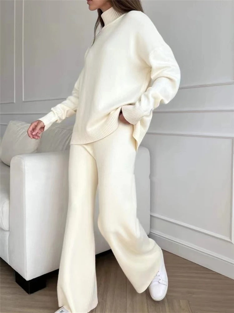 White Knitted Set with Turtleneck and Wide Leg Pants