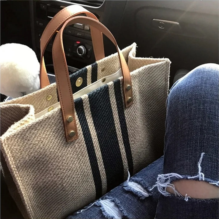 Casual Style Shoulder Bag with Straps