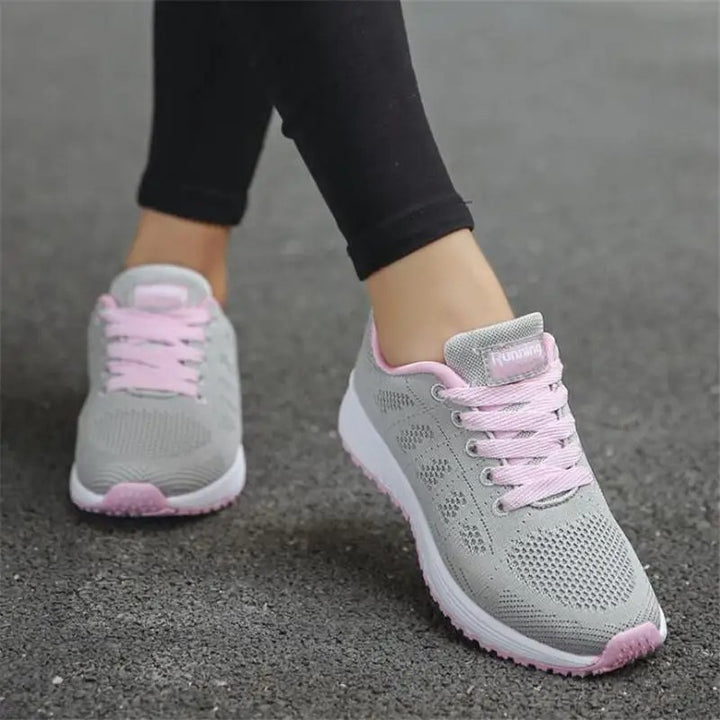 Light and comfortable lace-up shoes - Pink