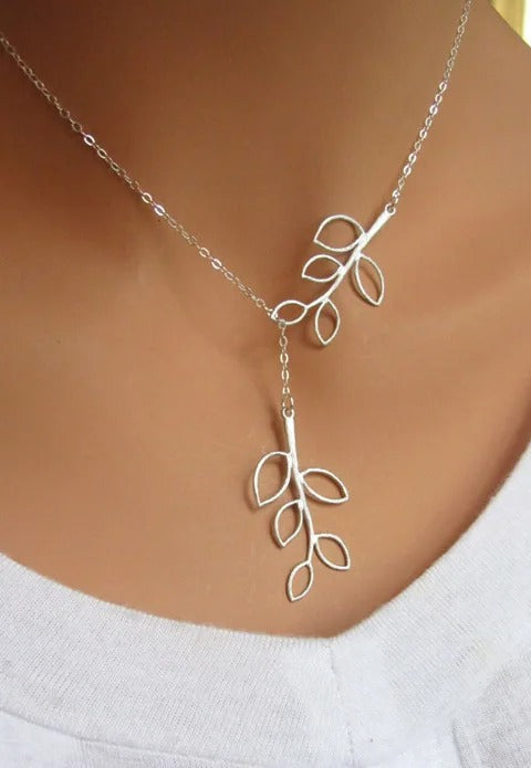 Silver Necklace with Double Branch Motif Elegance and Minimalism