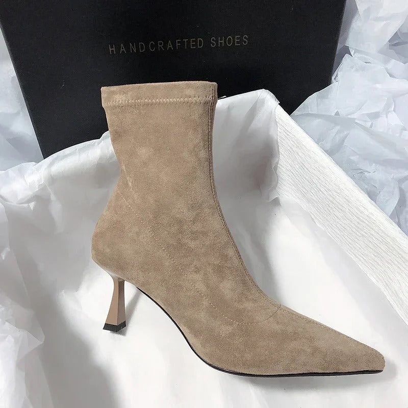 Khaki ankle boots with a stiletto heel and a zipper