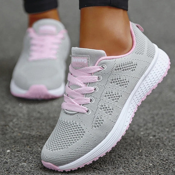 Light and comfortable lace-up shoes - Pink